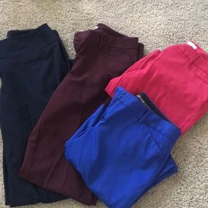 🎀Bundle of 4 pants! Different brands.